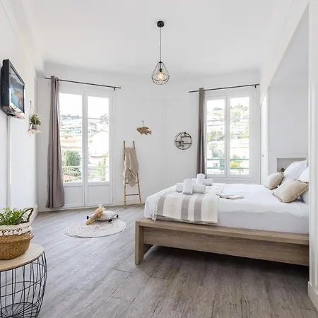 Apartment Feel - De Gaulle -