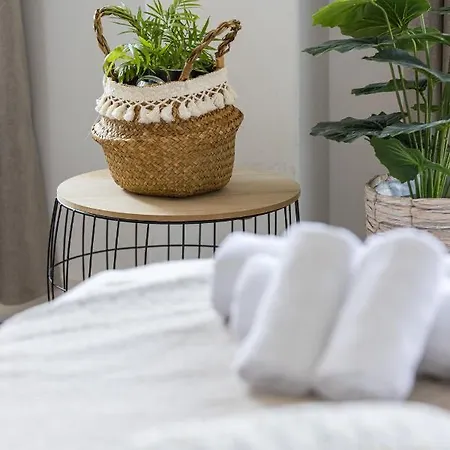 Apartment Feel - De Gaulle -