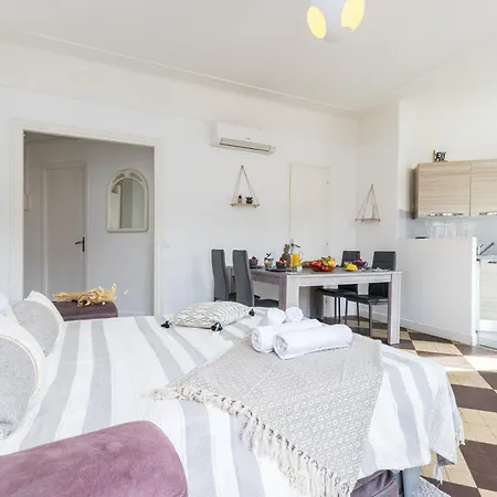 Apartament Feel - De Gaulle -